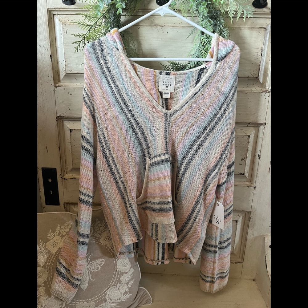 NWT billabong beach sweater